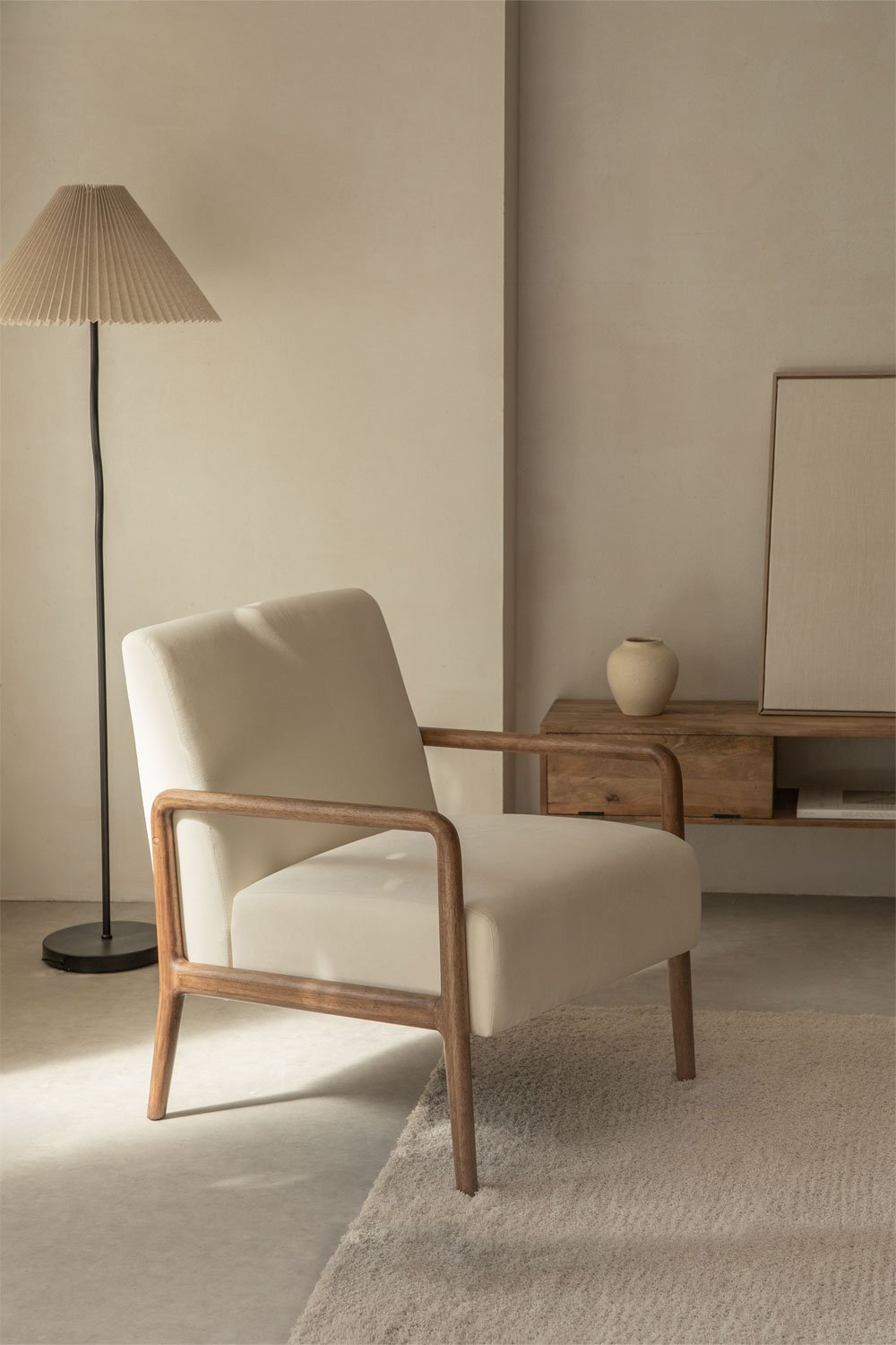 Kin Armchair