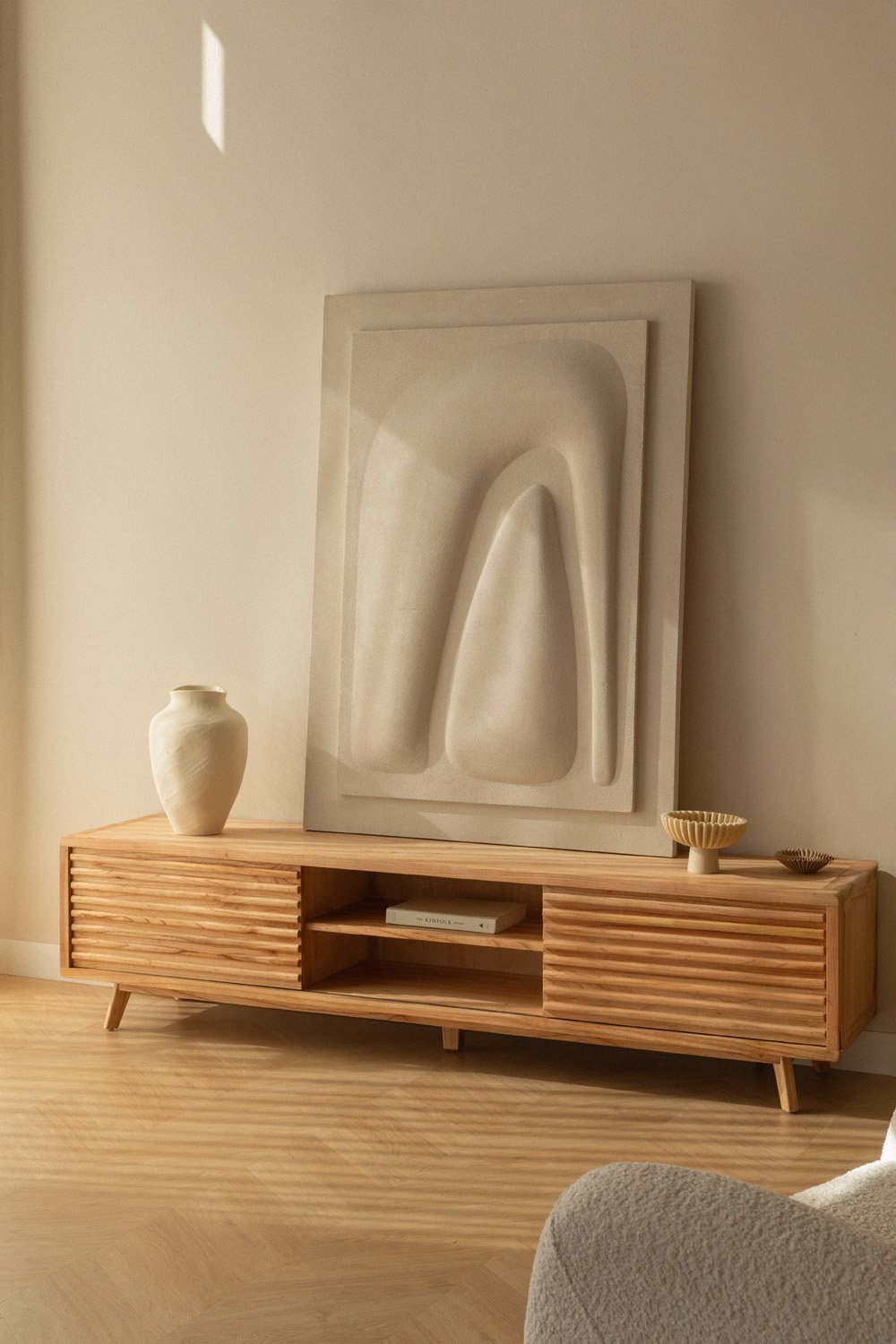 vacry Tv unit